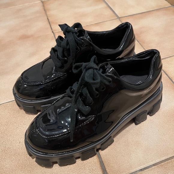 Fashion shoes - Picture 2 of 3